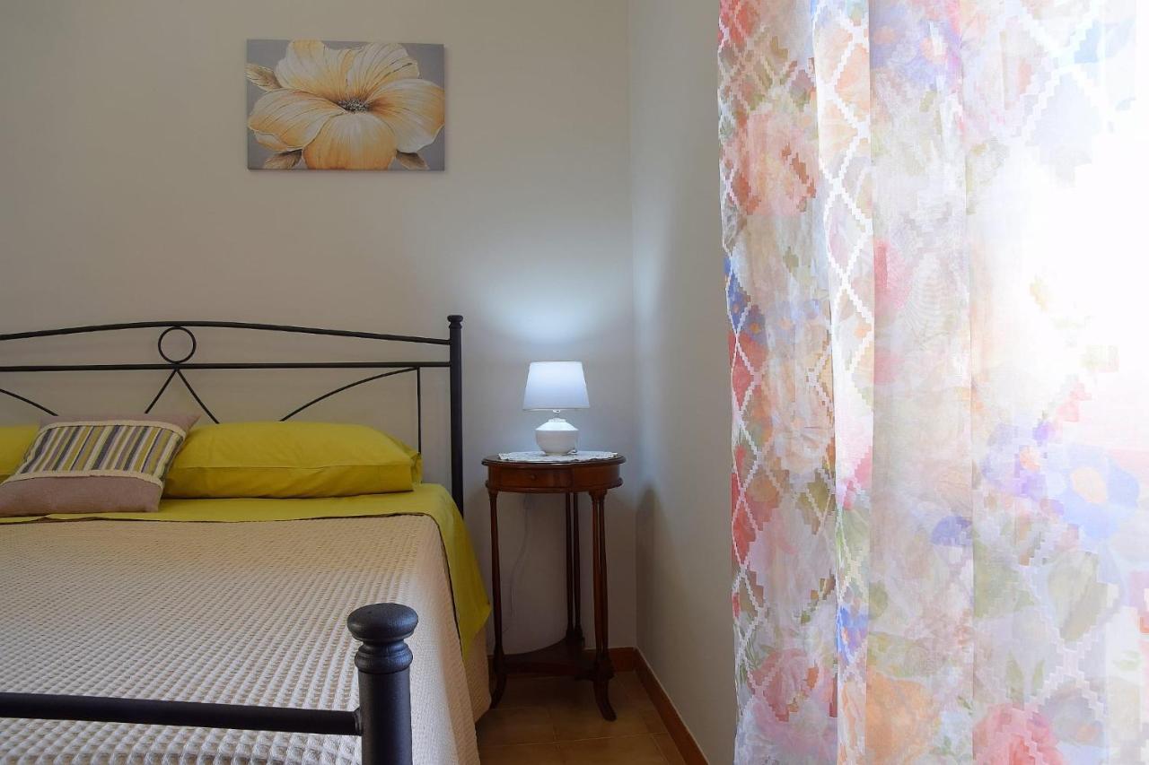 A Casa Di Barbara Villa กาลาโตเน ภายนอก รูปภาพ